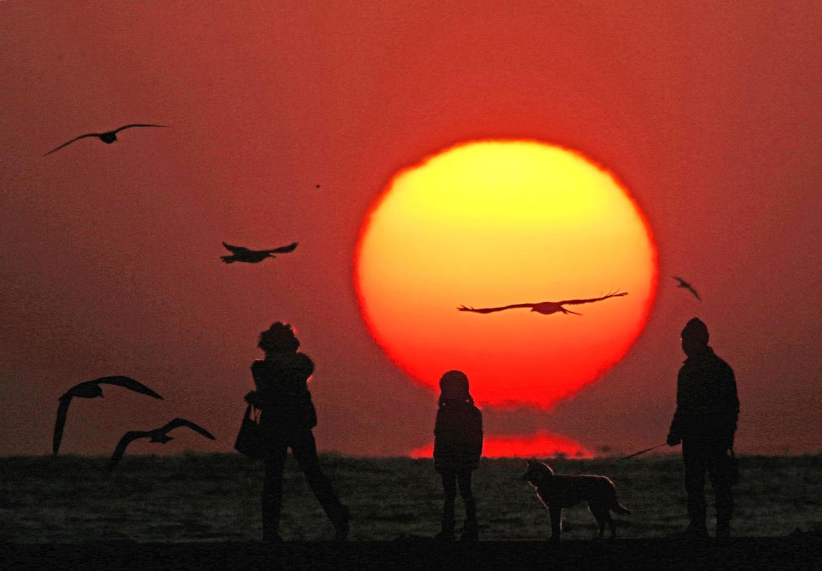 だるま夕日