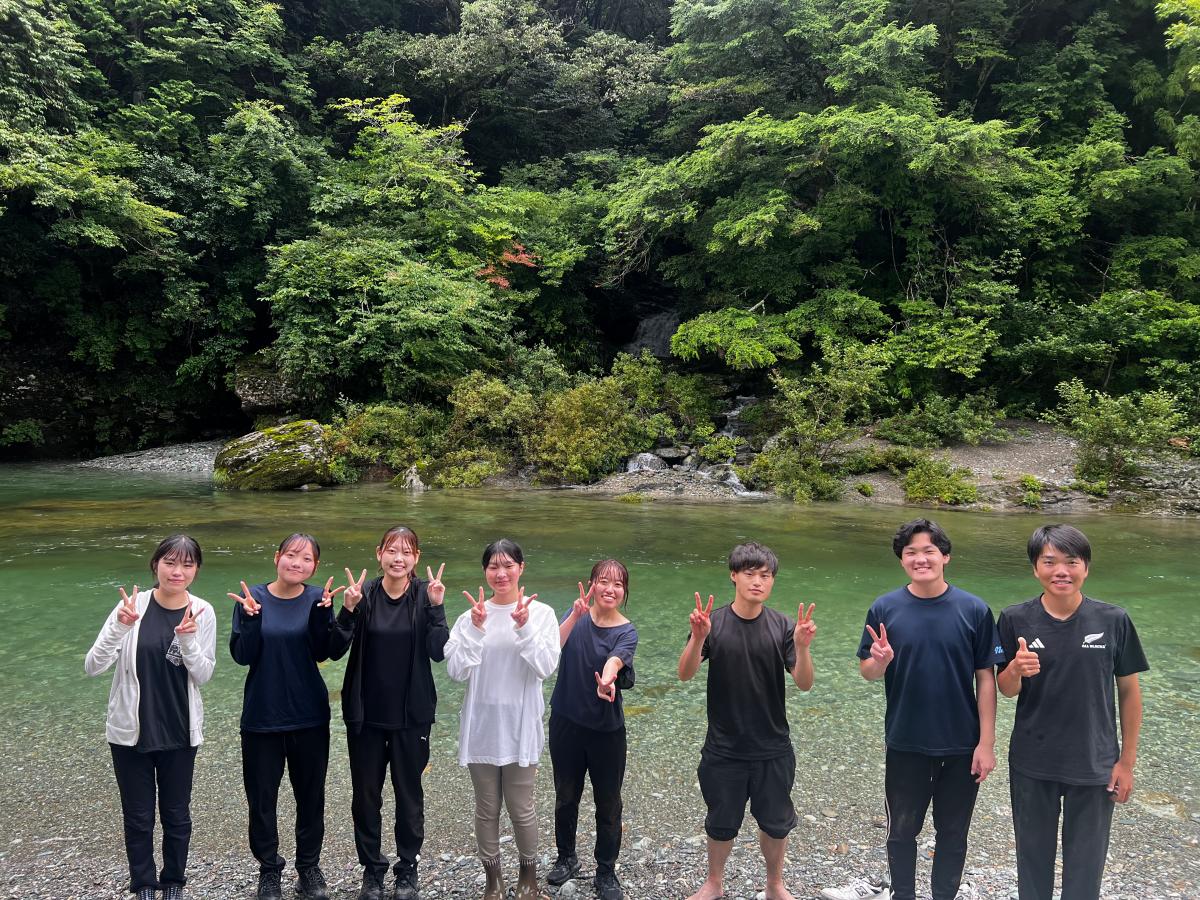 吉野川にも歩いて行けますよ～！